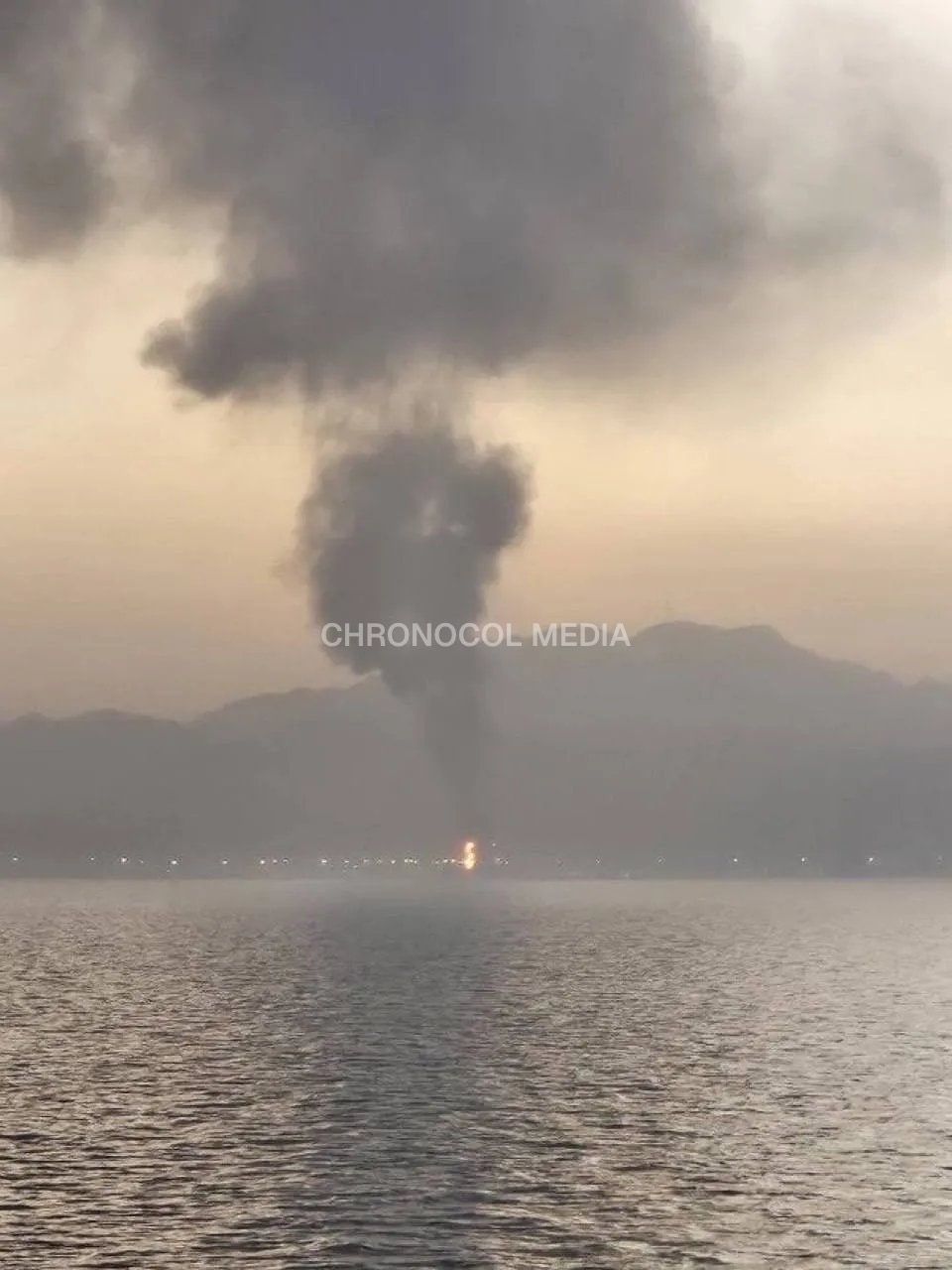 Iran: ⚡️🇮🇷🇦🇪💥L’Iran ha attaccato con droni la Fujairah Oil Industry Zo...
