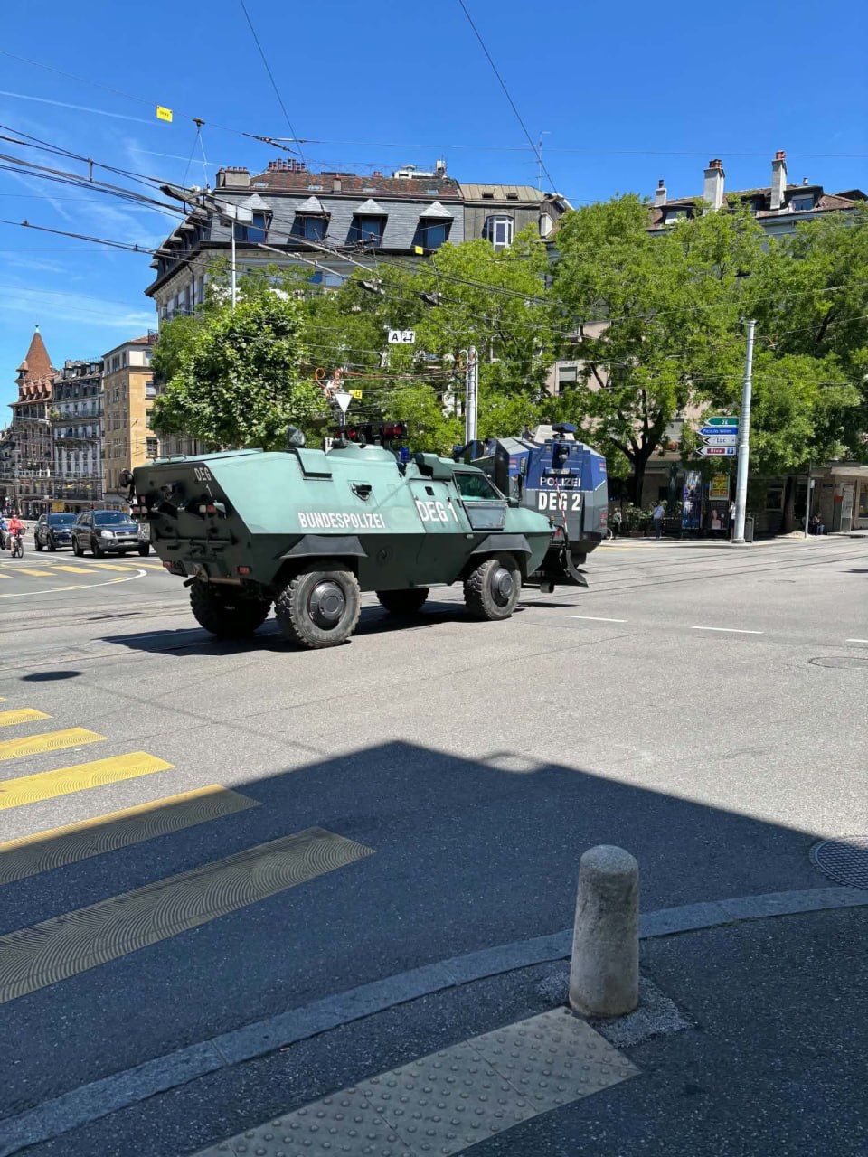 Schweiz: ⚡️🇨🇭🔥Gestern in Genf nahmen etwa 20.000 Menschen gegen das G7 von... 2