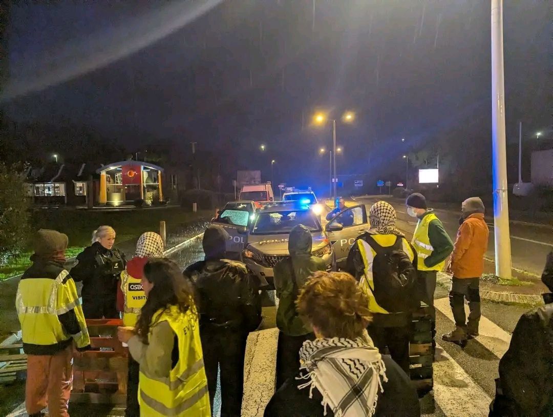Francia: ⚡️🇫🇷🔥 Desde temprano esta mañana ya se registran bloqueos y accion... 2